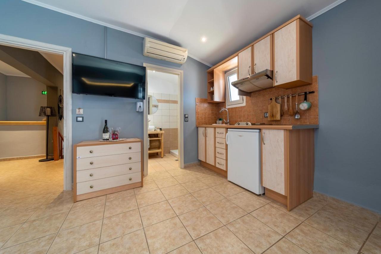Helen'S Studios & Apartments Skala  エクステリア 写真